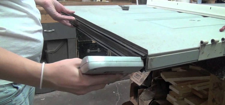 damaged steel door repair Bellview